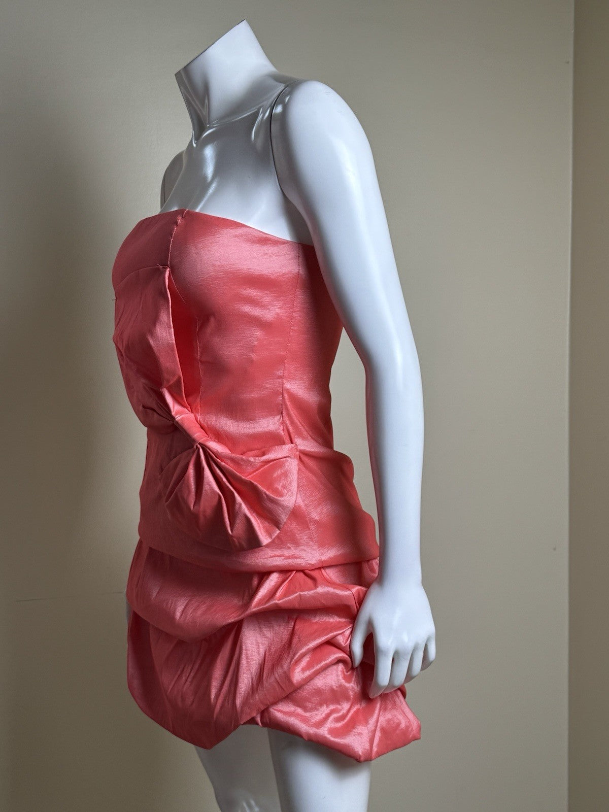 DAISY Women's Orange Embroidered Bow Dress Sz M        (B.168)