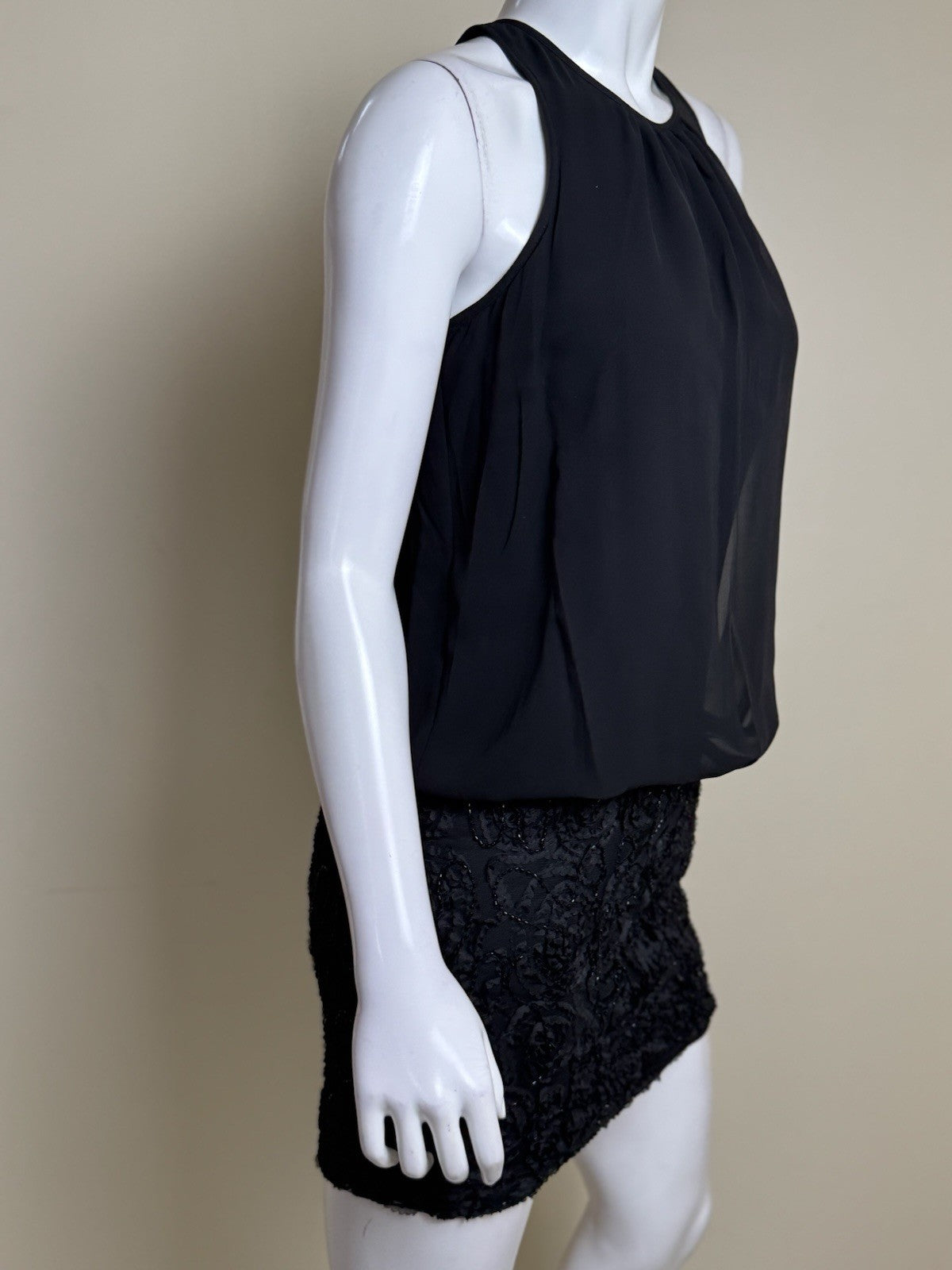 AIDAN AIDAN MATTOX Women’s Black Mini Dress Sz 4.  (B.176)