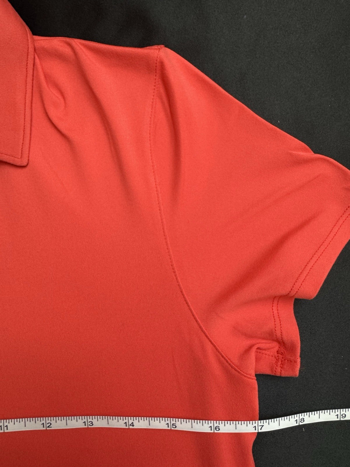 Puma Women’s Golf Shirt Sz S.   (B.165)