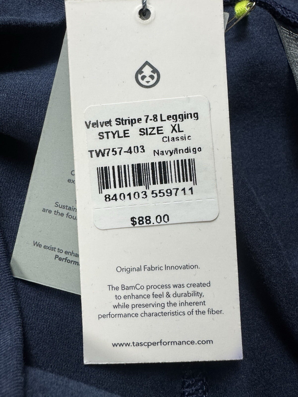 $88 TASC Performance Women's Leggings Navy Blue Velvet Stripe Size XL. (B.121)