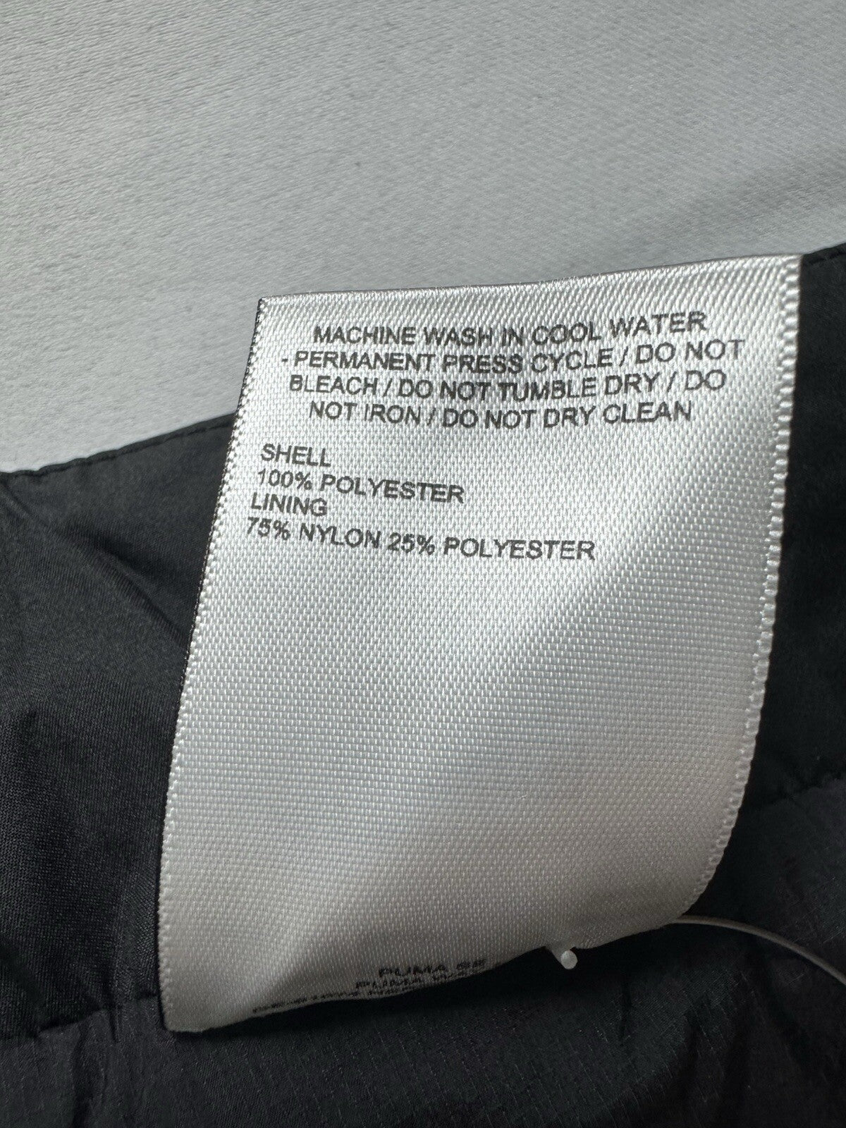 Puma Women’s Quilted Black Skirt Sz S.  (B.52/3)