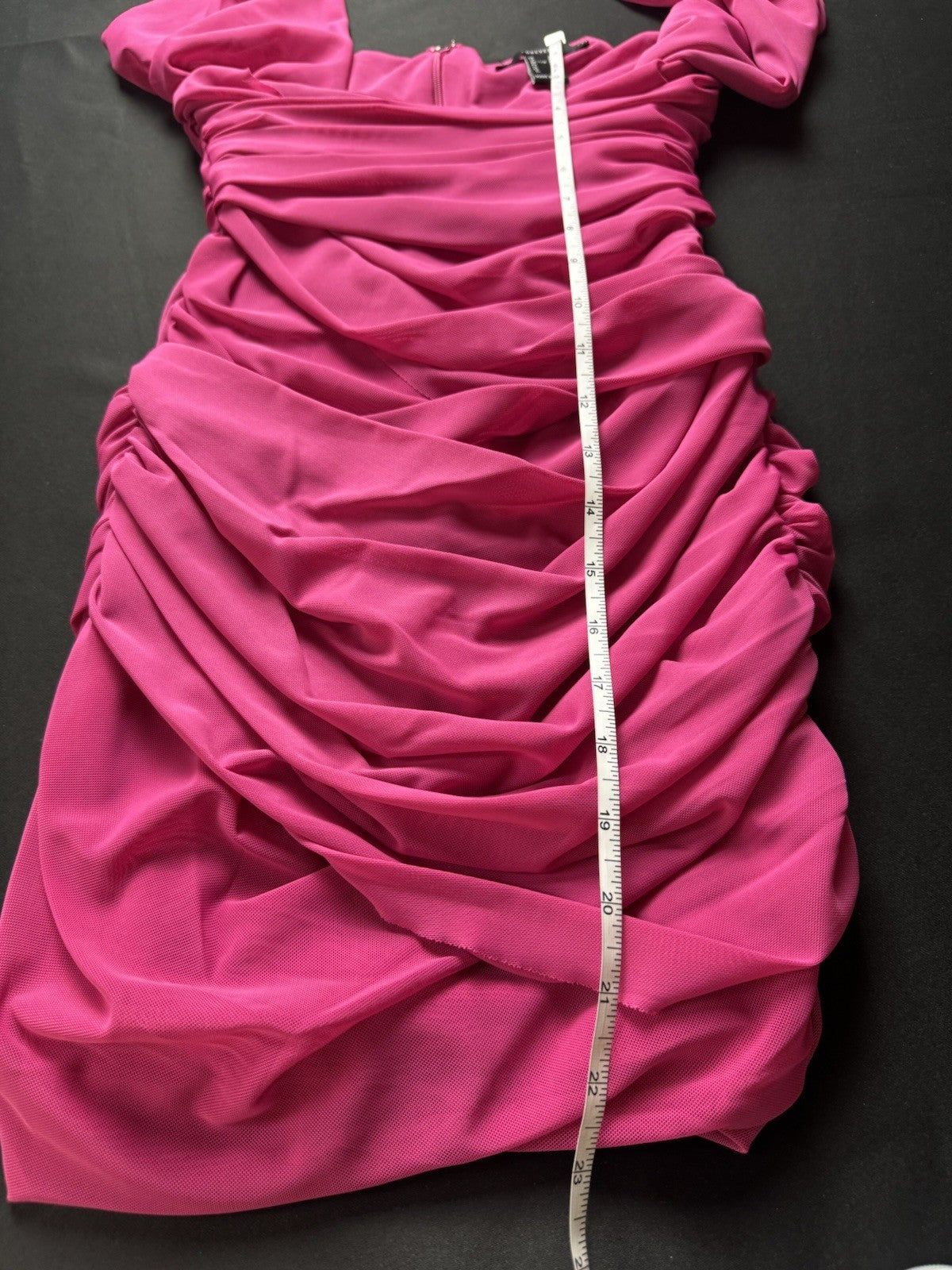 Forever 21 Fuchsia Bodycon Dress Sz S.  (B.160)