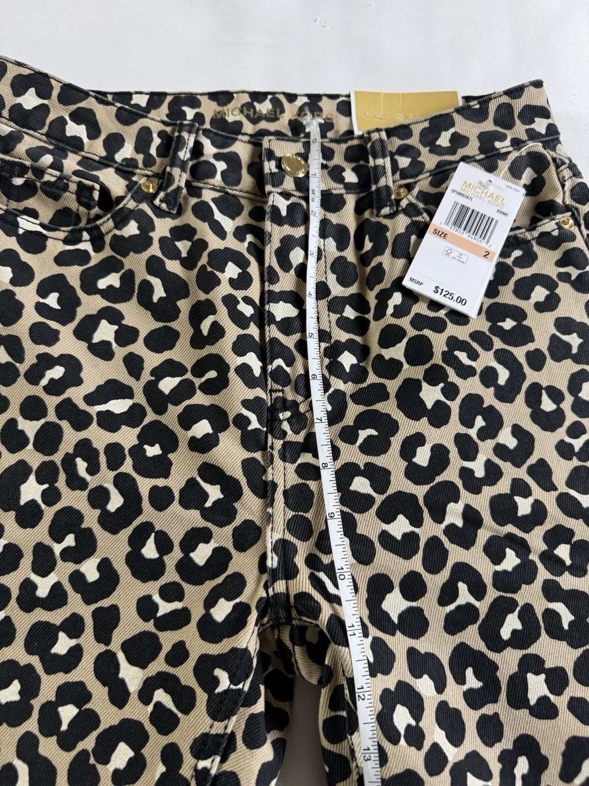 $125 Michael Kors Women’s Animal Print Jeans Sz 2.    (B.065)