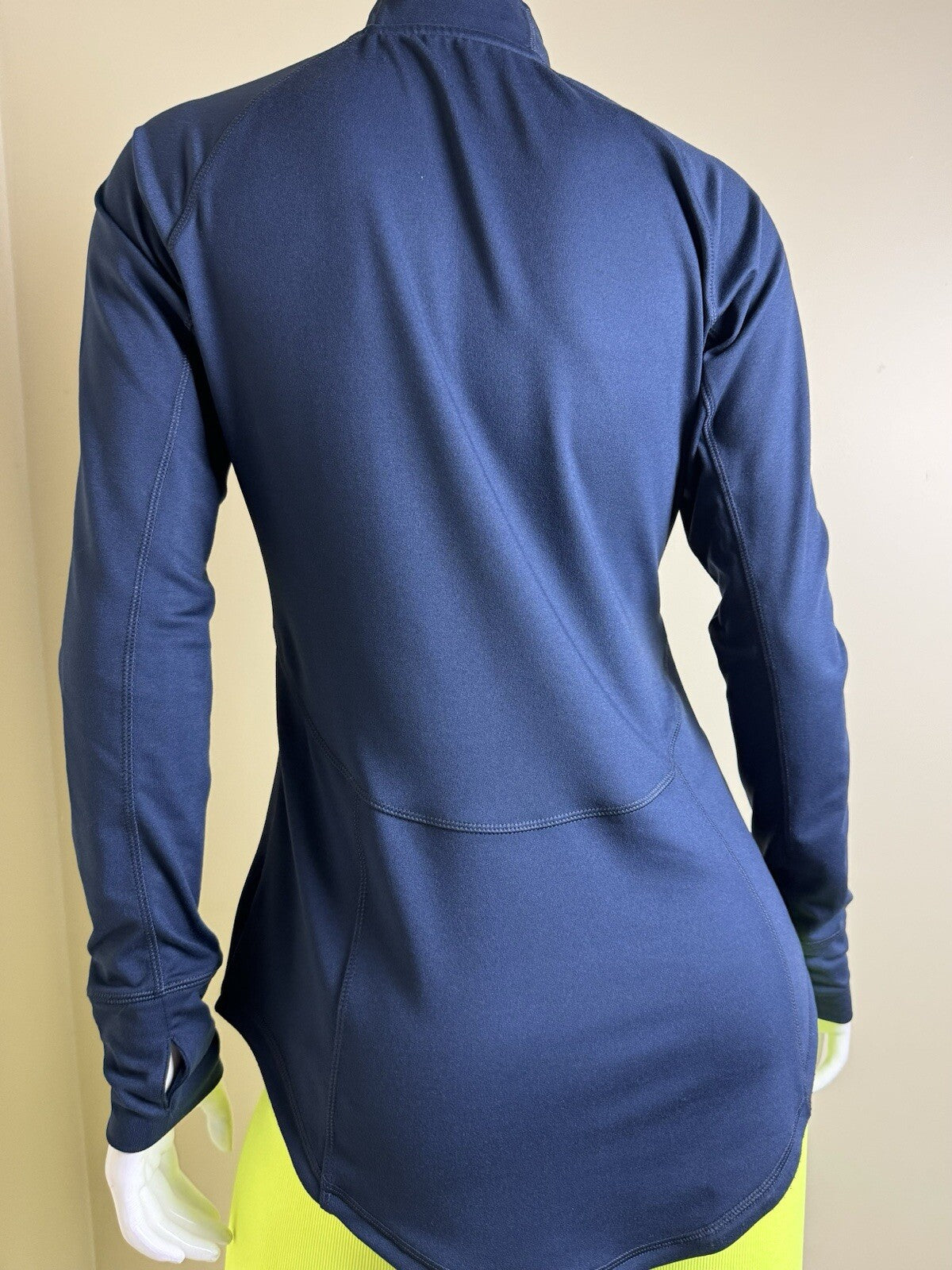 Puma Women's Half Zip Pullover Sweatshirt Size S.   (B.103/2)