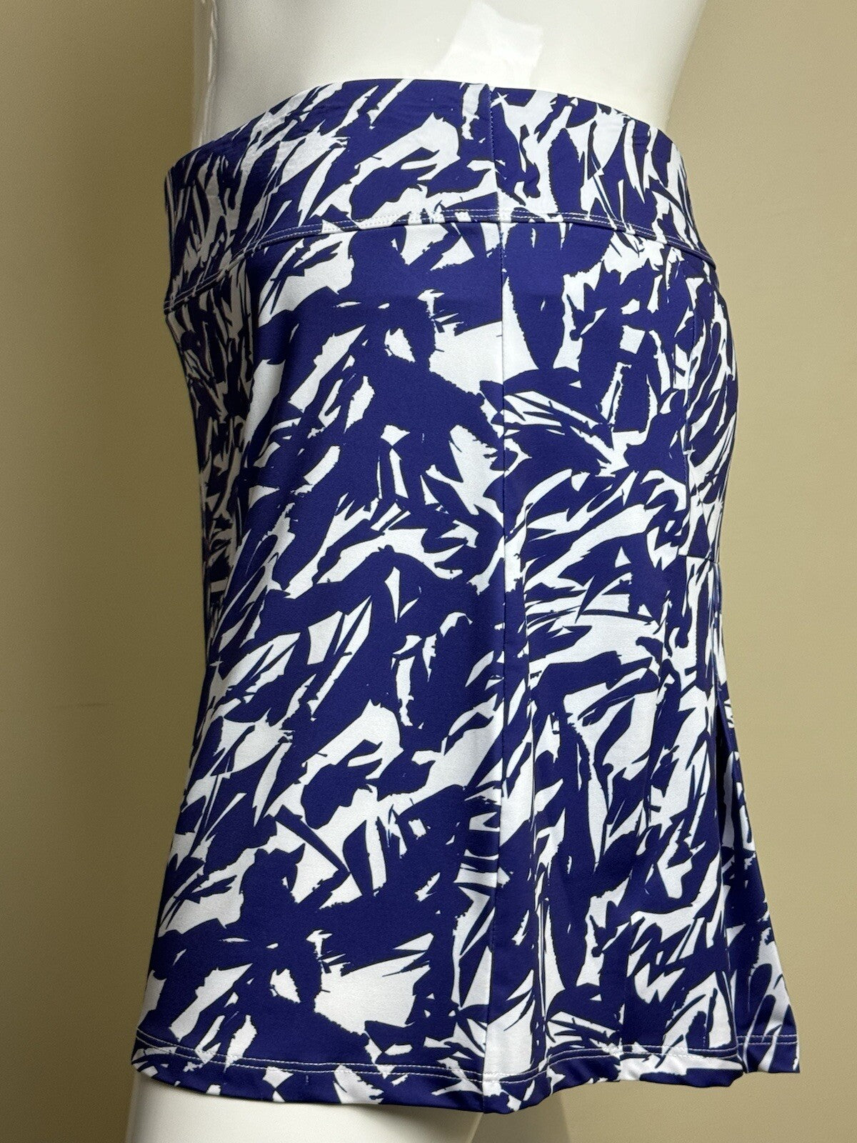 Amy Sport Women’s Golf Pleated Skort Skirt Sz XL.       (B.152)