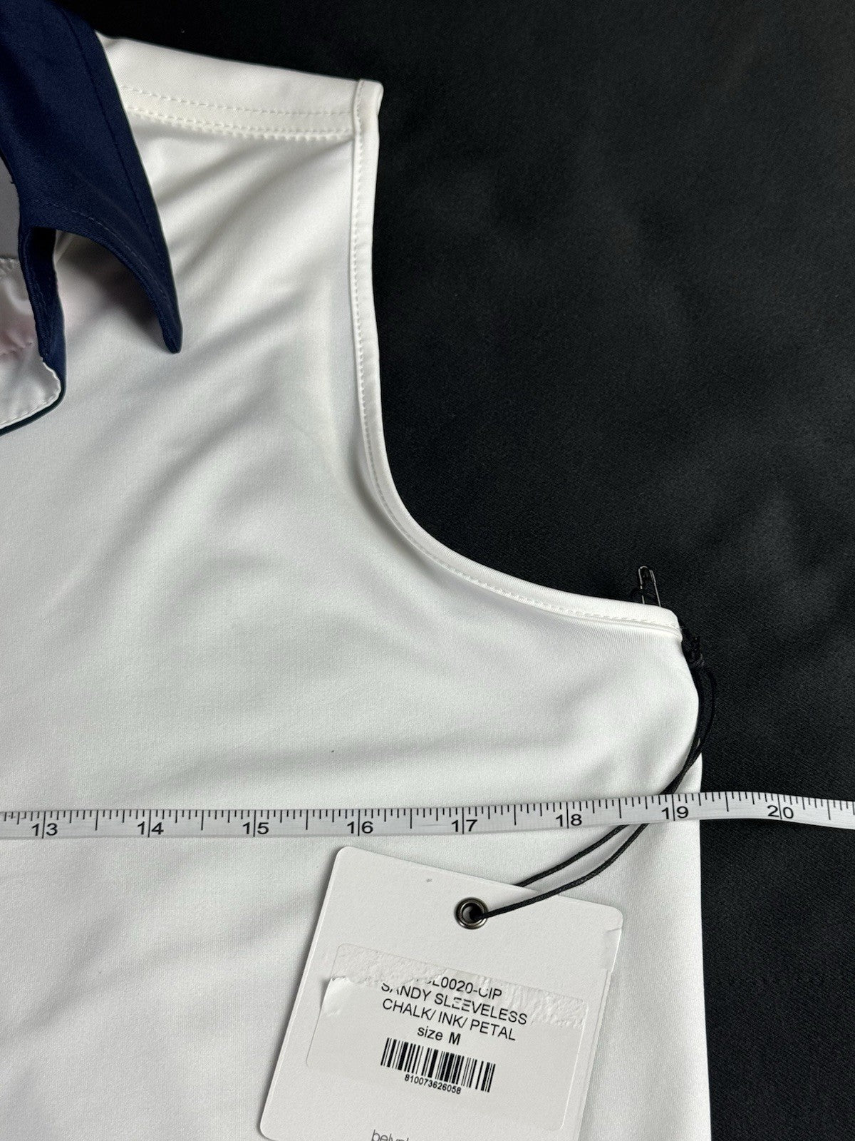 BELYN KEY Women’s Golf Shirt Sz M    (B.037)