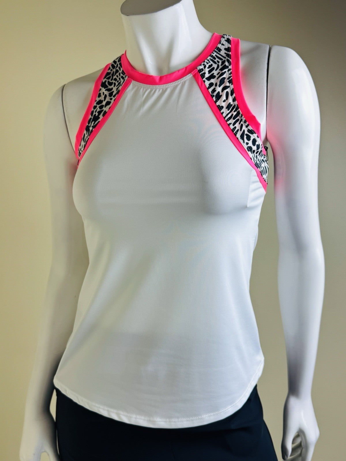 Tail Tech Women’s Golf Racerback Tank Sz S. (B.135)