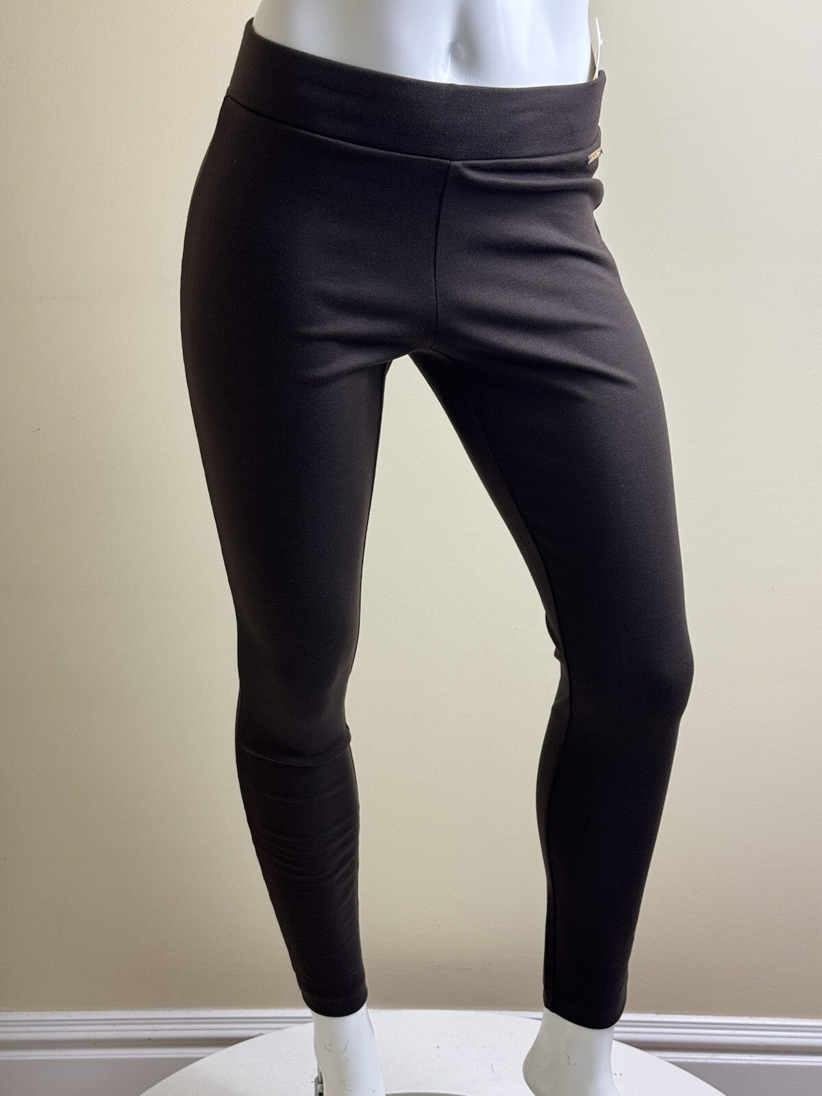 $79 Michael Kors Women’s Stretch Pants Sz S. (B.141)