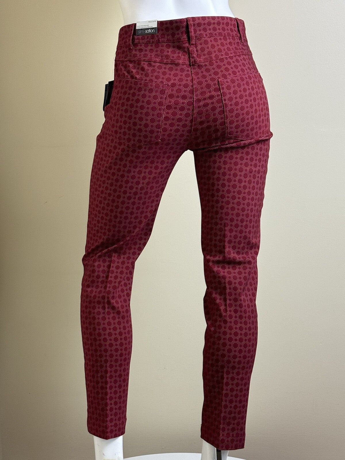 Slim Sation Women’s Golf Pull on Pants Size 4. Stretch. (B.104)