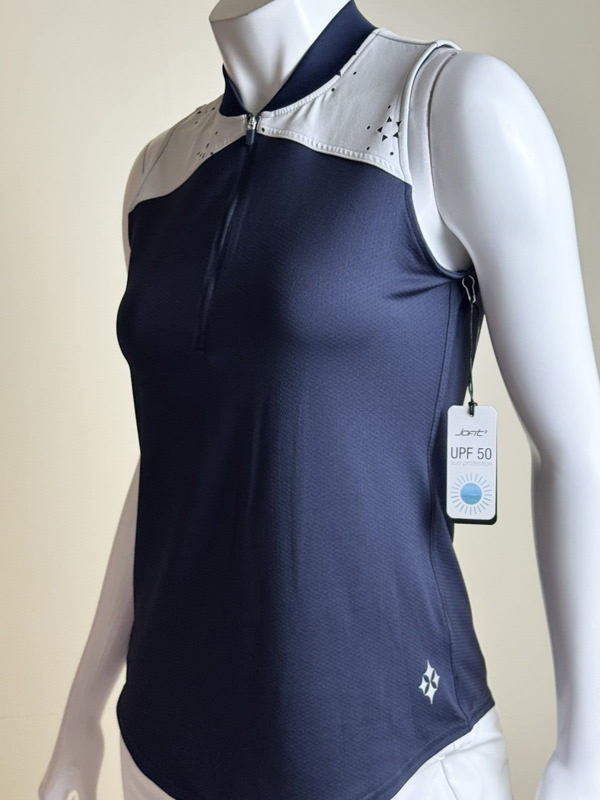JOFIT Women's Golf Shirt Size S.   (B.182)