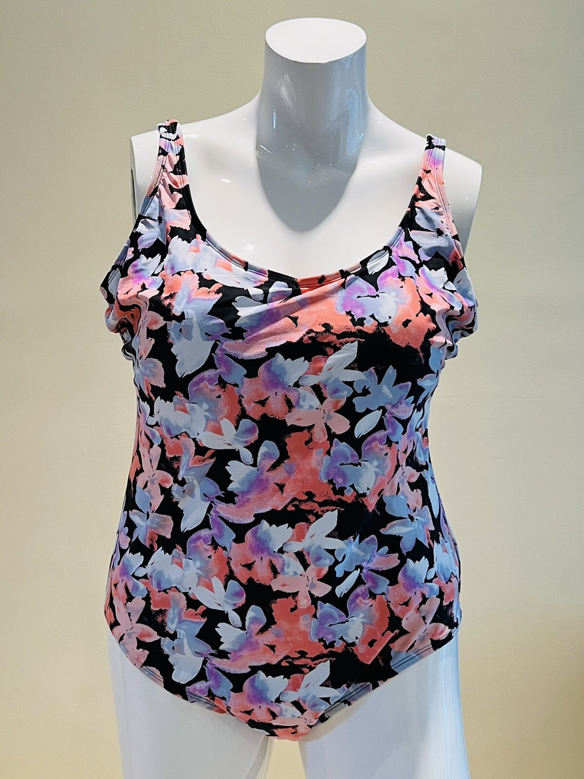 ROATAN Woman’s Plus MultiColor Floral One Piece Bathing Swim Suit Sz 3X