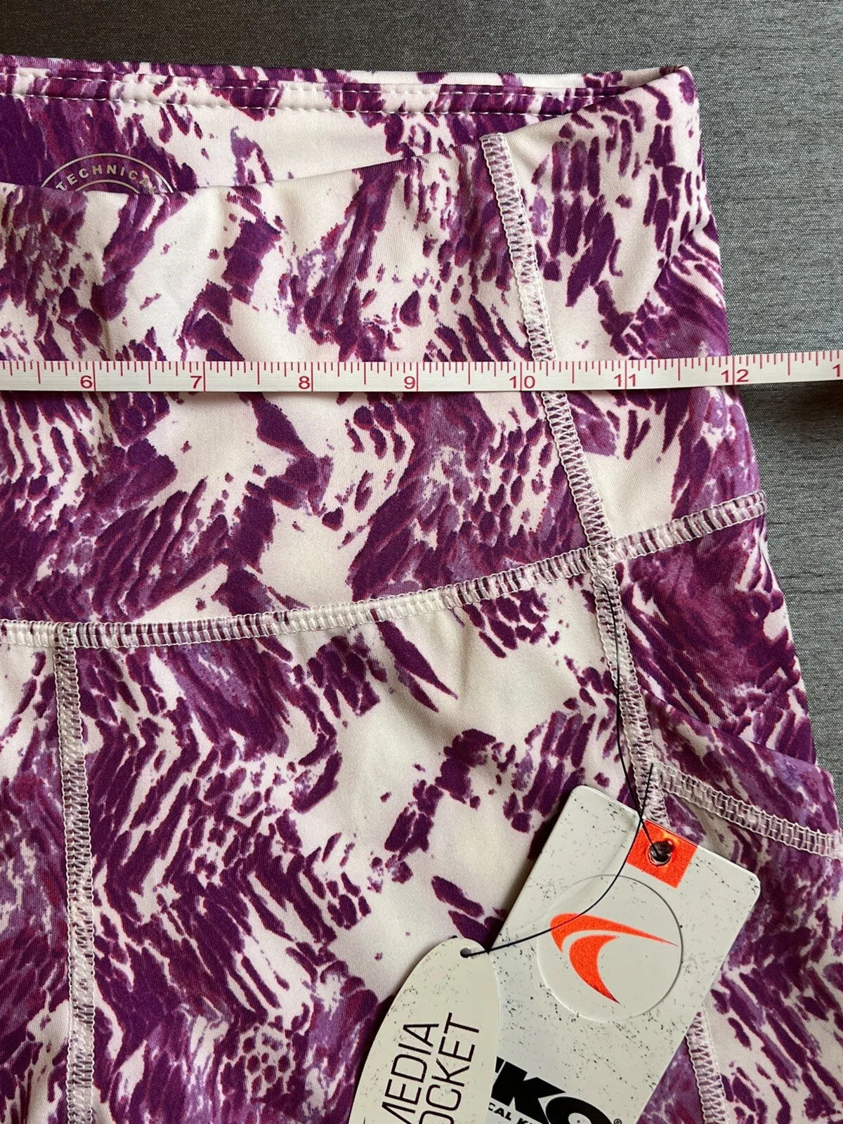 TKO Technical Knockout Women’s Size S Yoga Pants Leggings Media Pocket