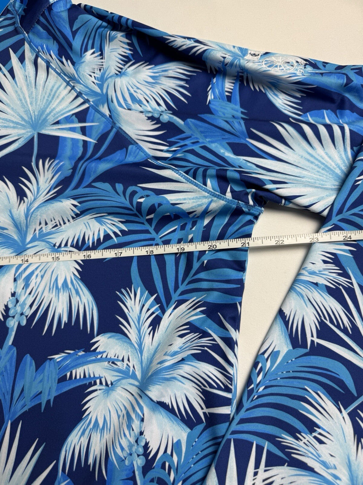 Scales Women’s Golf Sweatshirt Sz XL    (B.109)