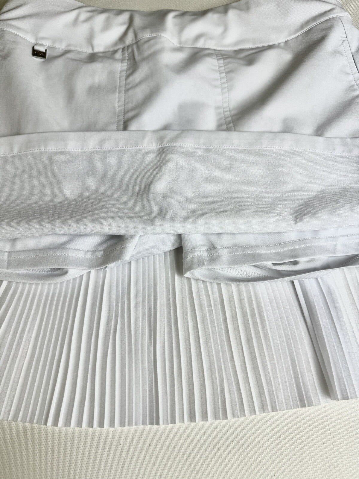 Nivo by Lanctot Women's White Active Golf Skort Skirt Size XS  Pocket. (B.18)