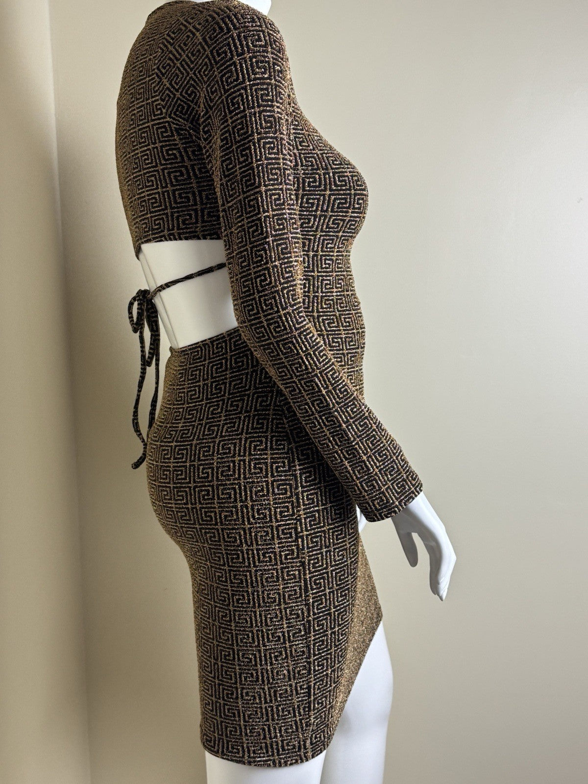 Madden Girl Women's Bodycon Dress Black/Gold Sz XL.  (B.119)