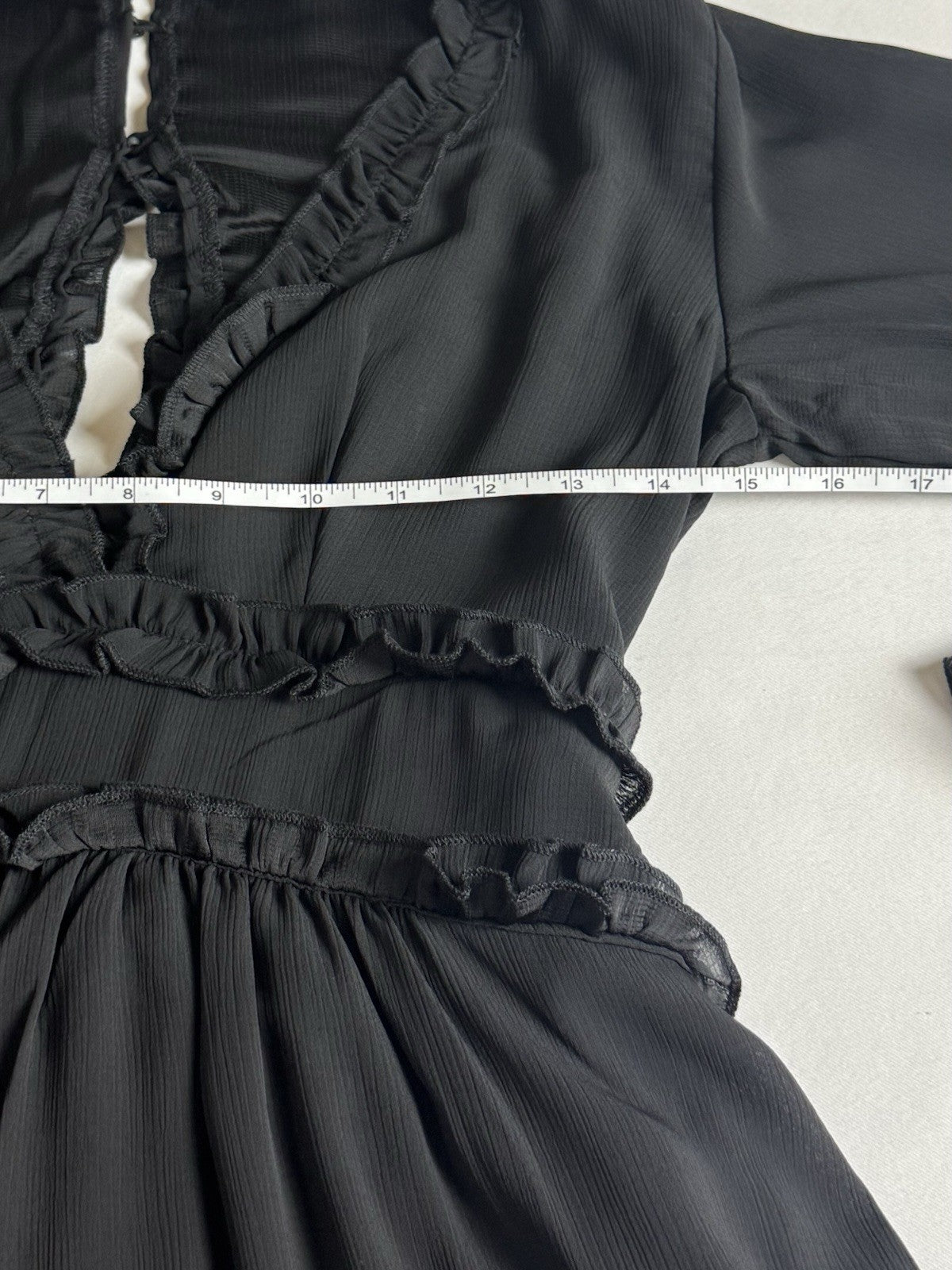 Women’s Black Fit and Flared Dress Sz XS     (B.179)