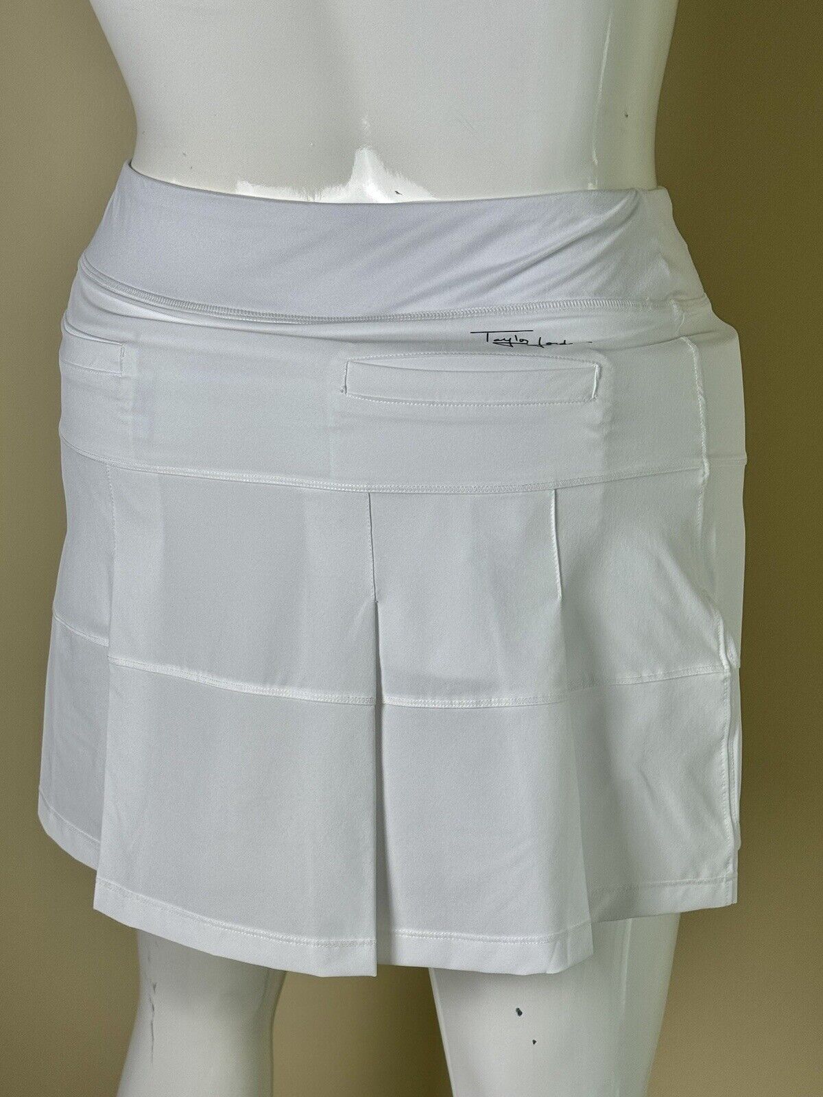 Taylor Jordan Skirt Skort Sz 10 Stretch Tennis/Golf. (74)