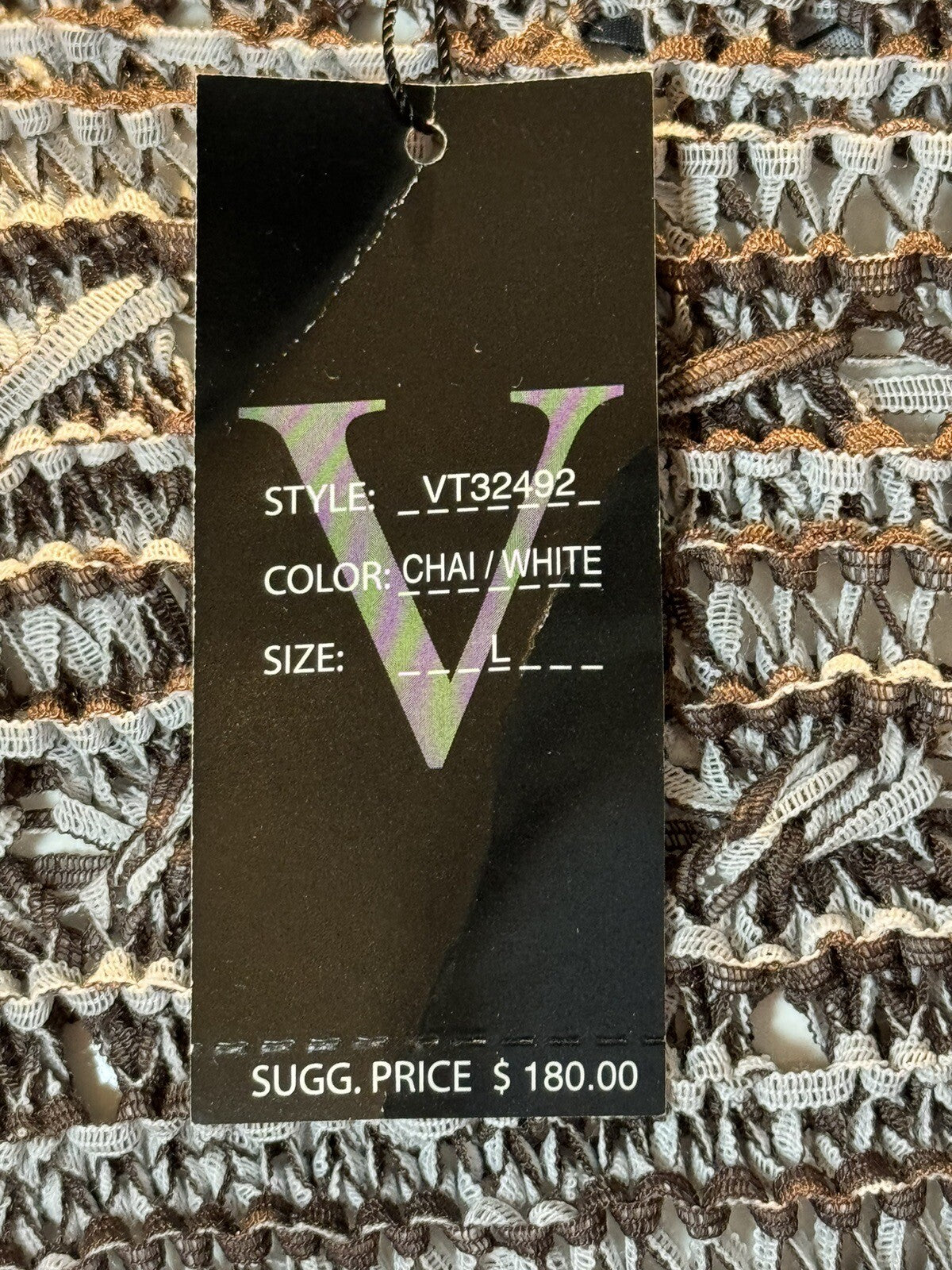 $180 VERTIGO Women’s Knit Cardigan Sz L.      (B.63)