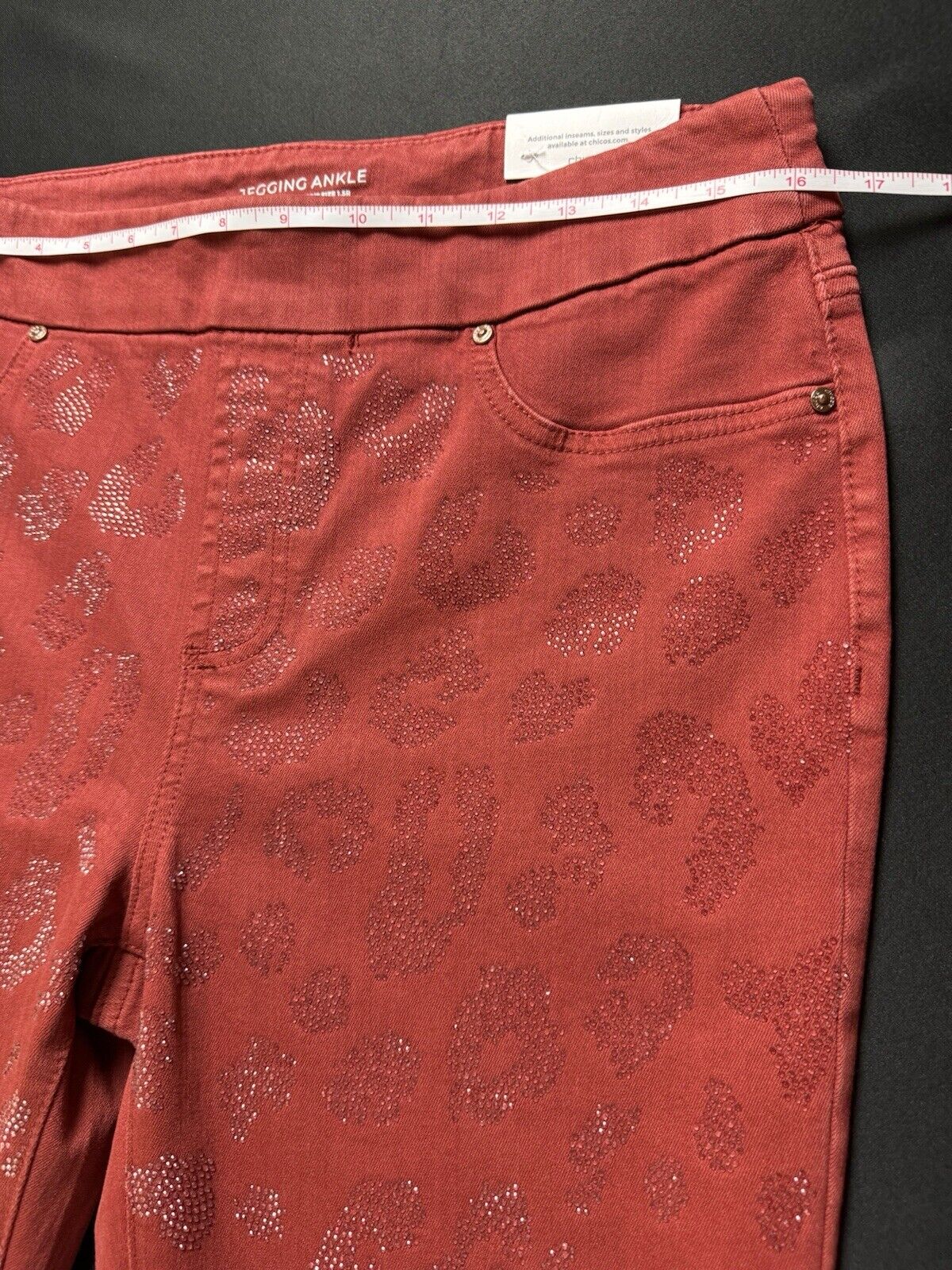 CHICO'S Women's Leopard Sparkle Jeggings smoked paprika Sz 10R. (B.81