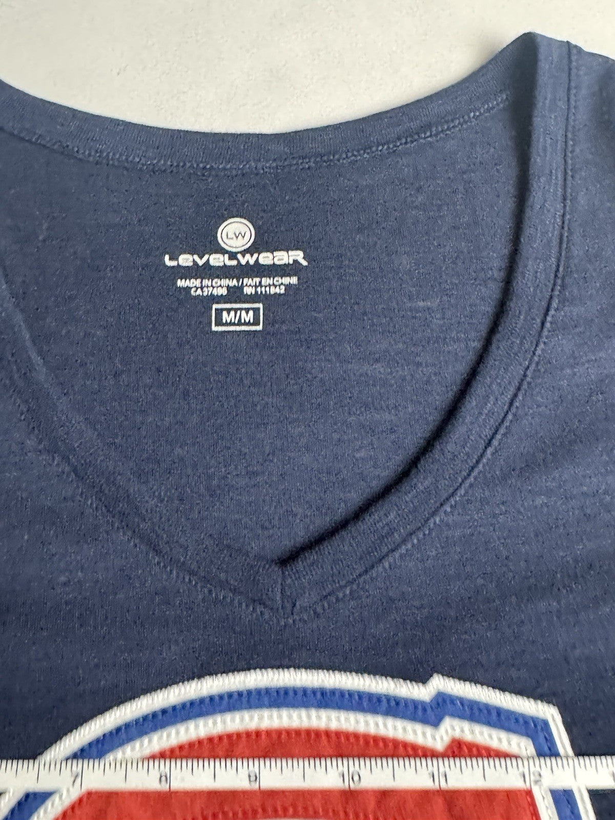 LeverWear Women's Canadiens Logo shirt Sz M   (B.170)