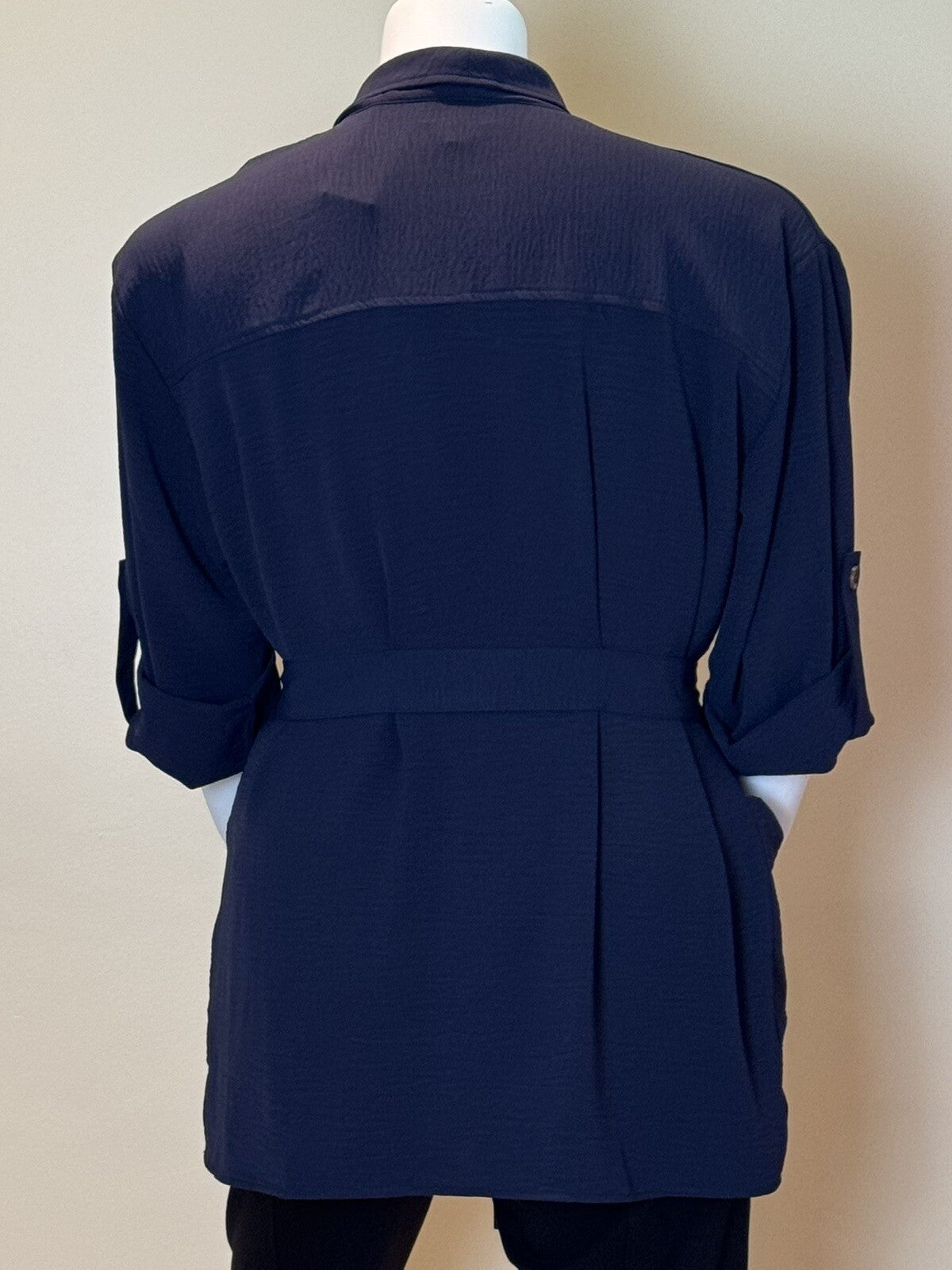 Rafaella Woman’s 3/4 Sleeve Pockets Cardigan Top Sz XL.  (61)