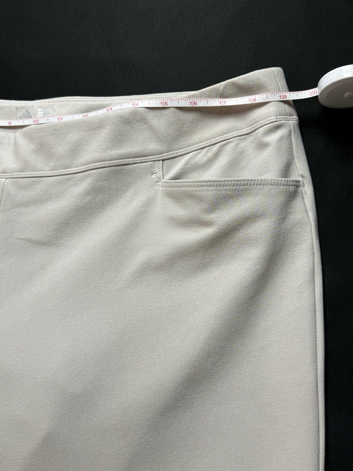 Adidas Women’s Golf Pants Beige Size XL. (B.81)