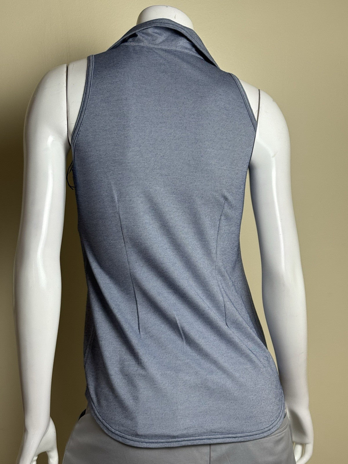 JOFIT Women's Golf Shirt Size S.   (B.070)