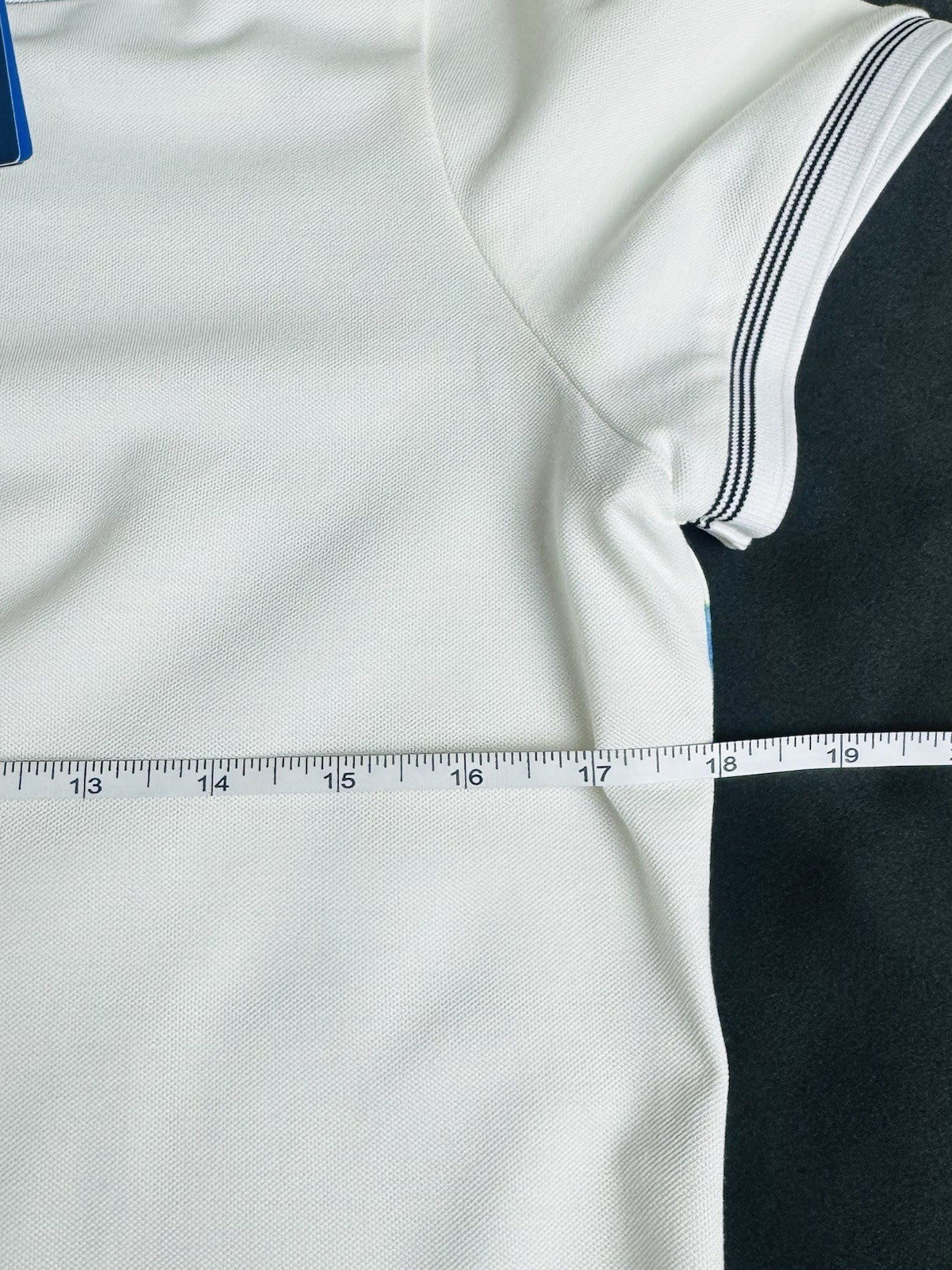 $98 Polo Ralph Lauren Women’s Golf Shirt Size M.  (B.184)