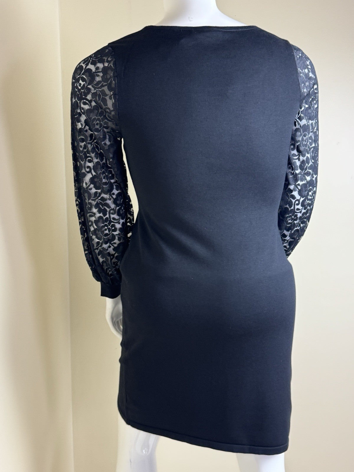 Nina Leonard Black Lace Knit Dress Sz L.   (B.99)