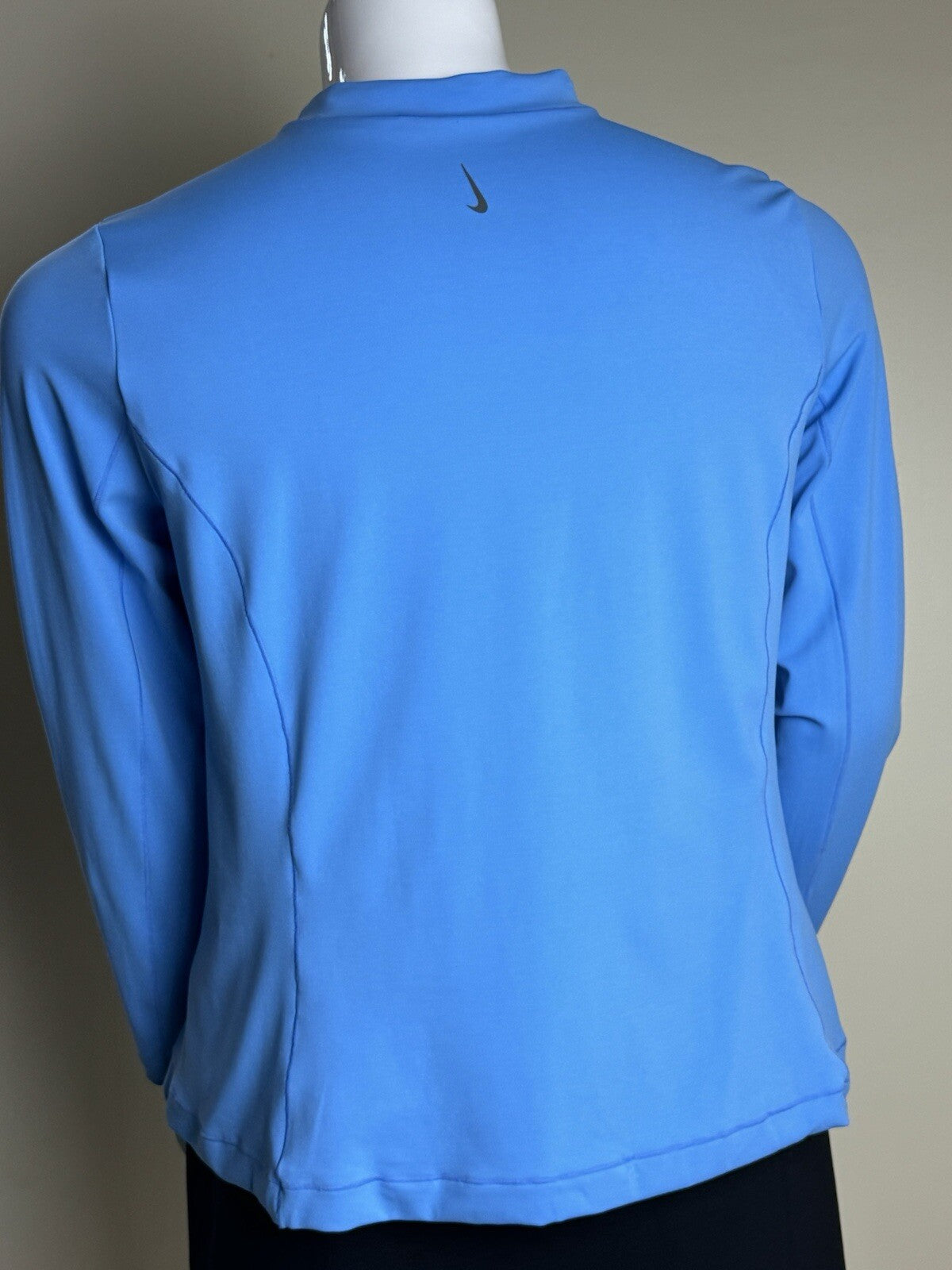 $130 NIKE YOGA Women’s blue jacket Size 1X.   (B.104)