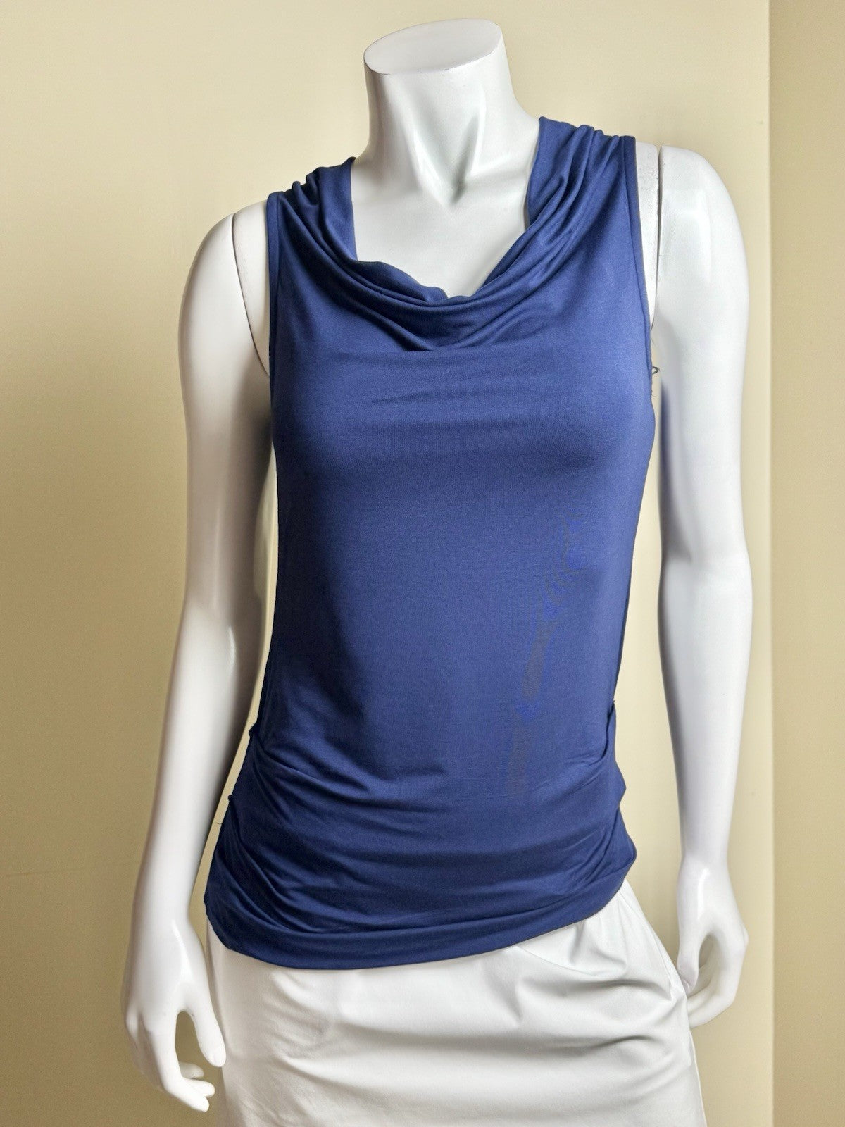 JOFIT Women's Golf Shirt Size S.   (B.182)