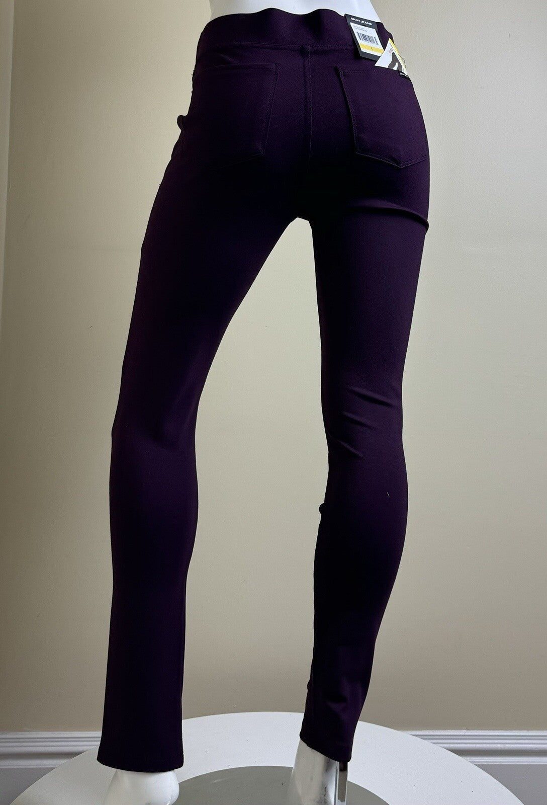 DKNY Jeans Women’s Stretch Pants Sz S. (B.96)