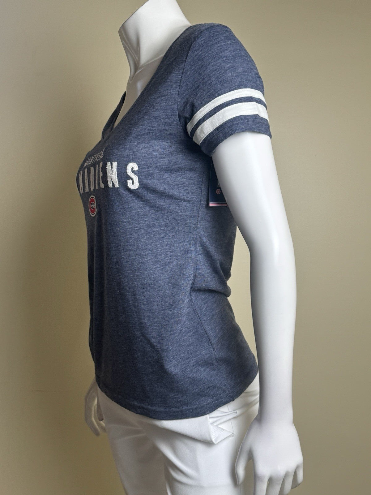 LeverWear Women's Canadiens Logo T-shirt Sz M   (B.172)