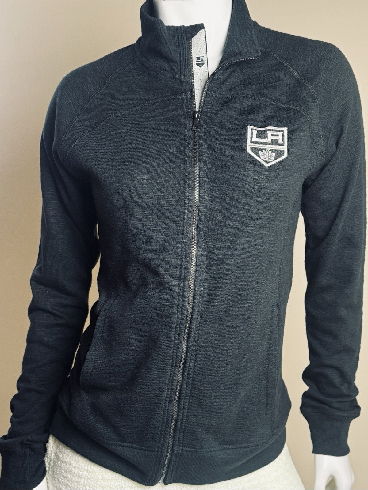 LeverWear Women's LA Logo Full Zip Jacket Sz M.   (B.146)