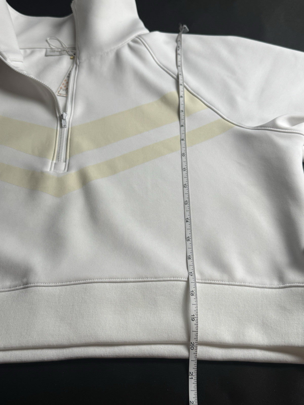 Smith & Quinn Sweater 1/4 Zip White Size L. (B.091)