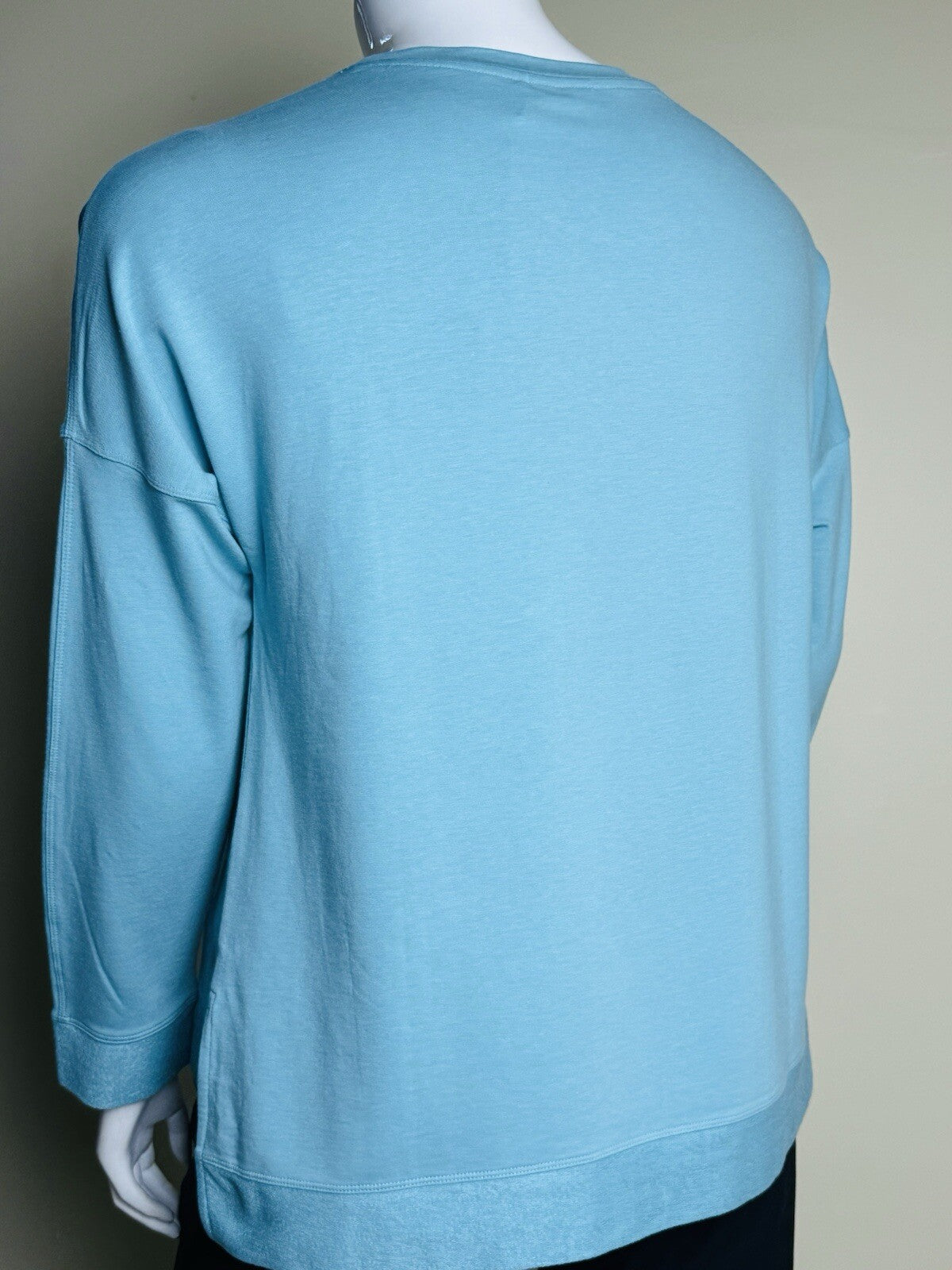 TASC Women’s Long Sleeve Shirt Organic Cotton Sz XL Blue   (B.119