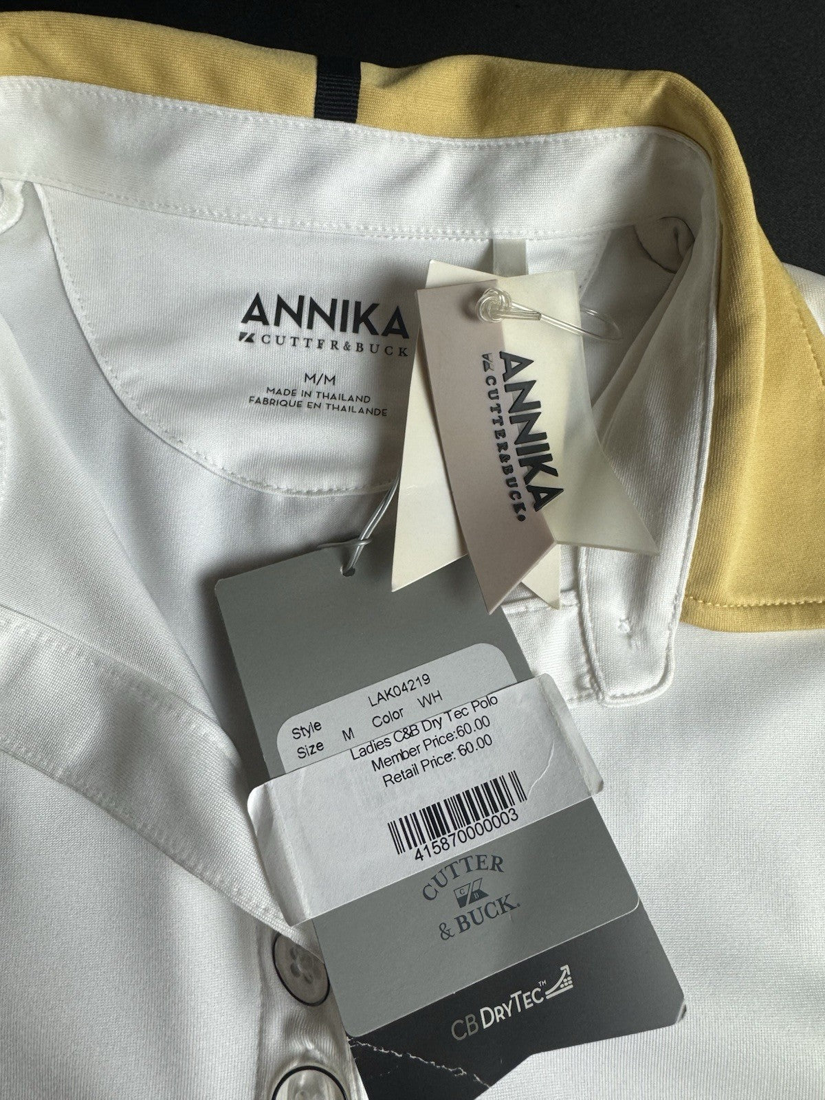 Annika Cutter and Buck Women’s Polo Shirt Size M      (B.172)