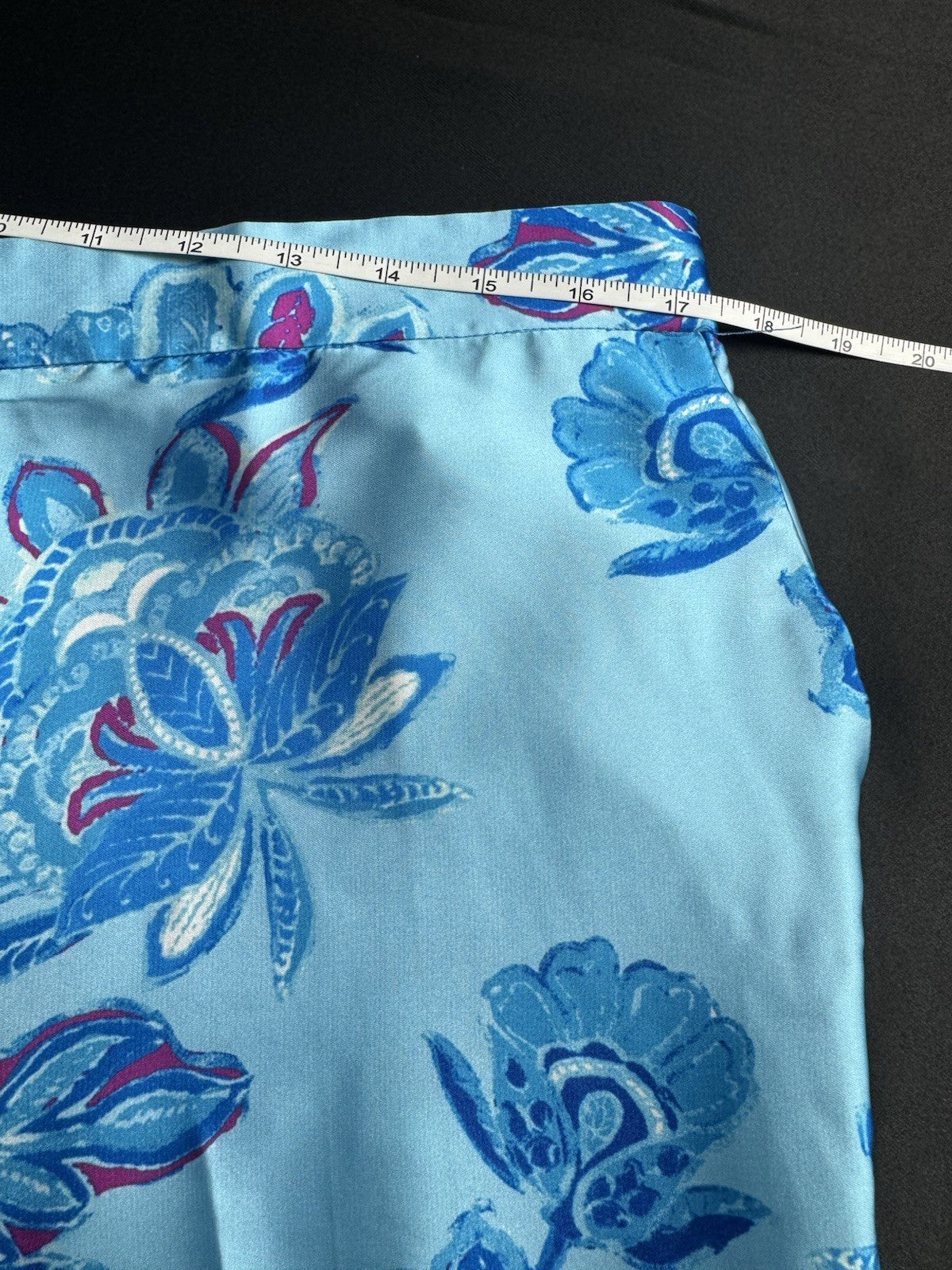 $68 Magaschoni Trousers Blue Floral Sz XL.  (B.159)