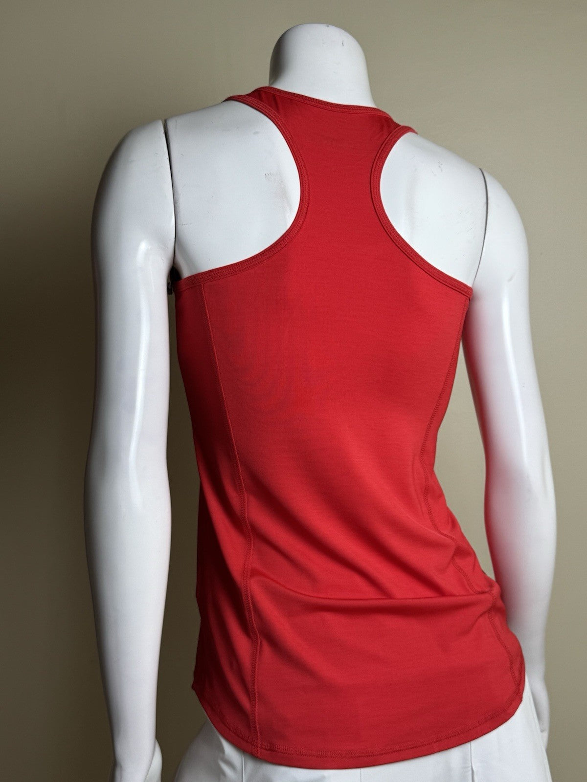 JOFIT Women's Golf Tank/Top Size S.   (B.182)