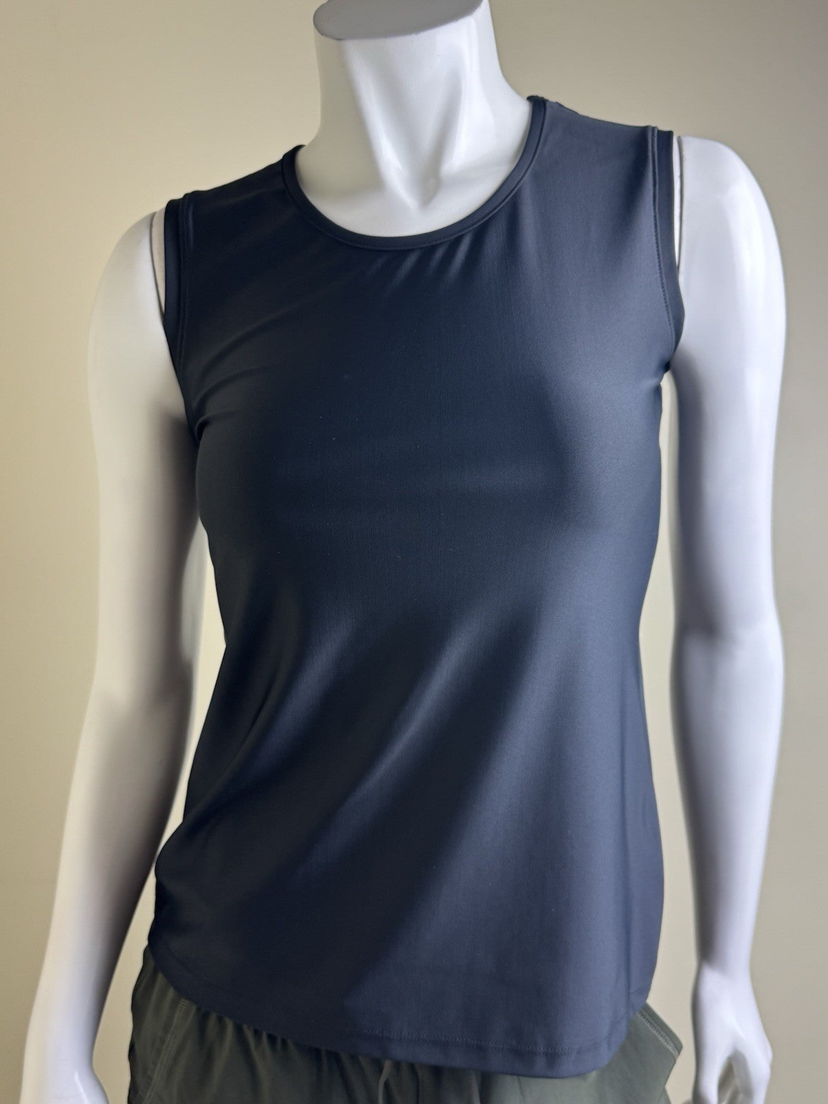Skort Obsession Women's Sleeveless Golf Tank Sz XS.      (B.154)
