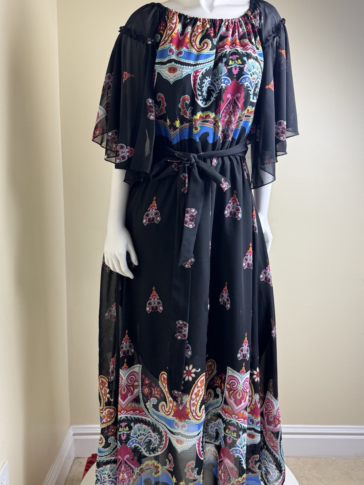 Lalla Nissa Floral Long Dress Size M. (B.149)
