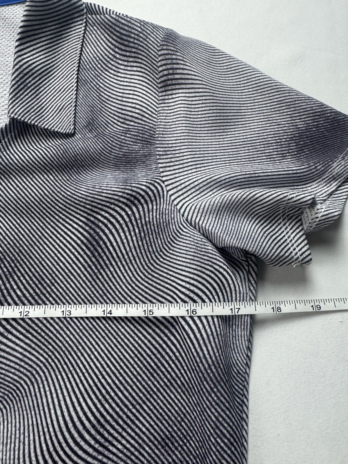 Adidas Women’s Polo Golf Shirt SZ S Climacool  (B.33)