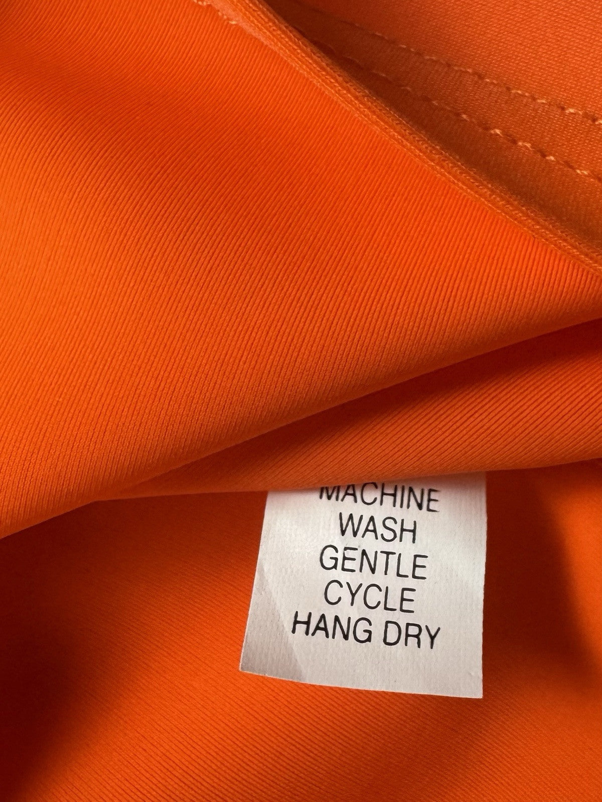 Tzu Tzu Women's Golf Top Bright Orange Sz S. (B.33)