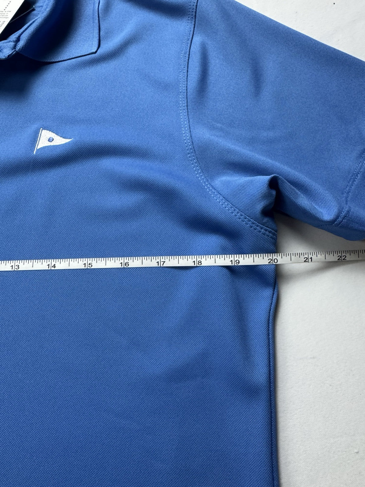 ADMIRALS COVE Women’s Golf Blue shirt Sz L.  (B.39)