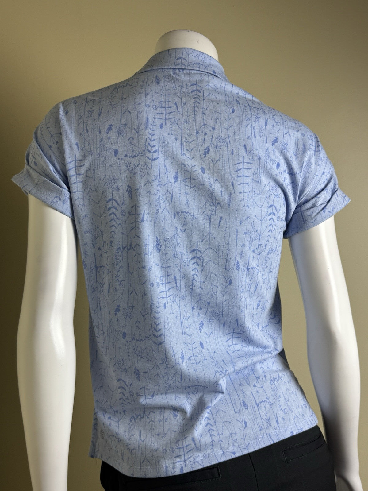 Adidas Women’s Polo Golf Shirt Sz XS Climacool  (B.148)