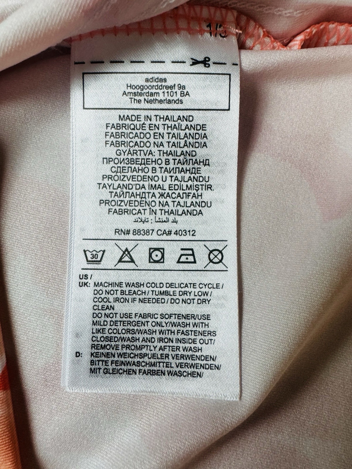 Adidas Women’s Golf Shirt Sleeveless Sz S.    (B.39)