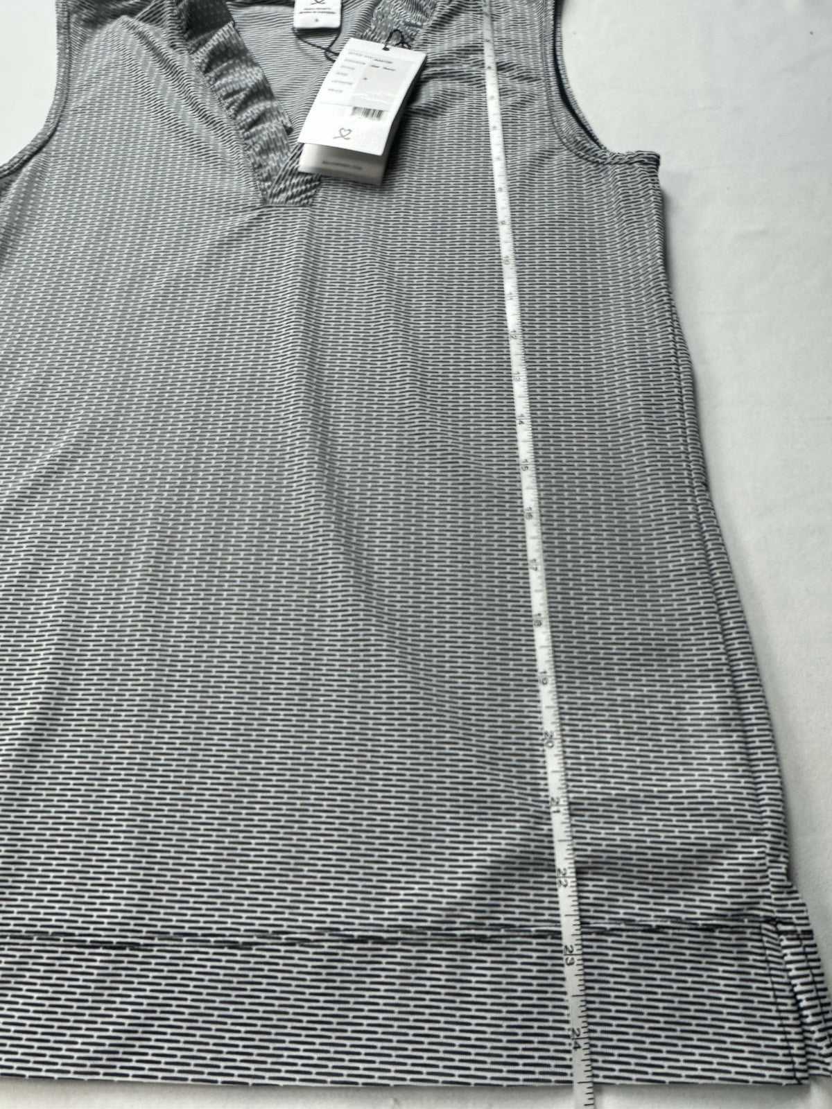 Daily Sports Women’s Golf Shirt Sz S     (B.33)