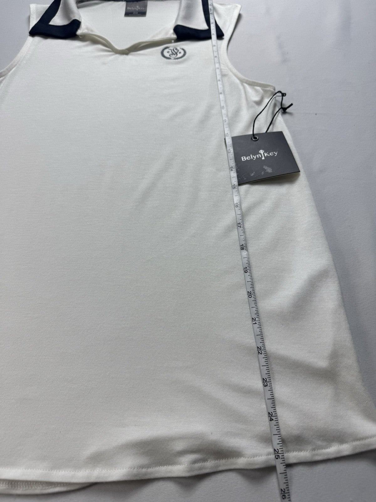 BELYN KEY Women’s Golf Shirt Sz XS.    (B.148)