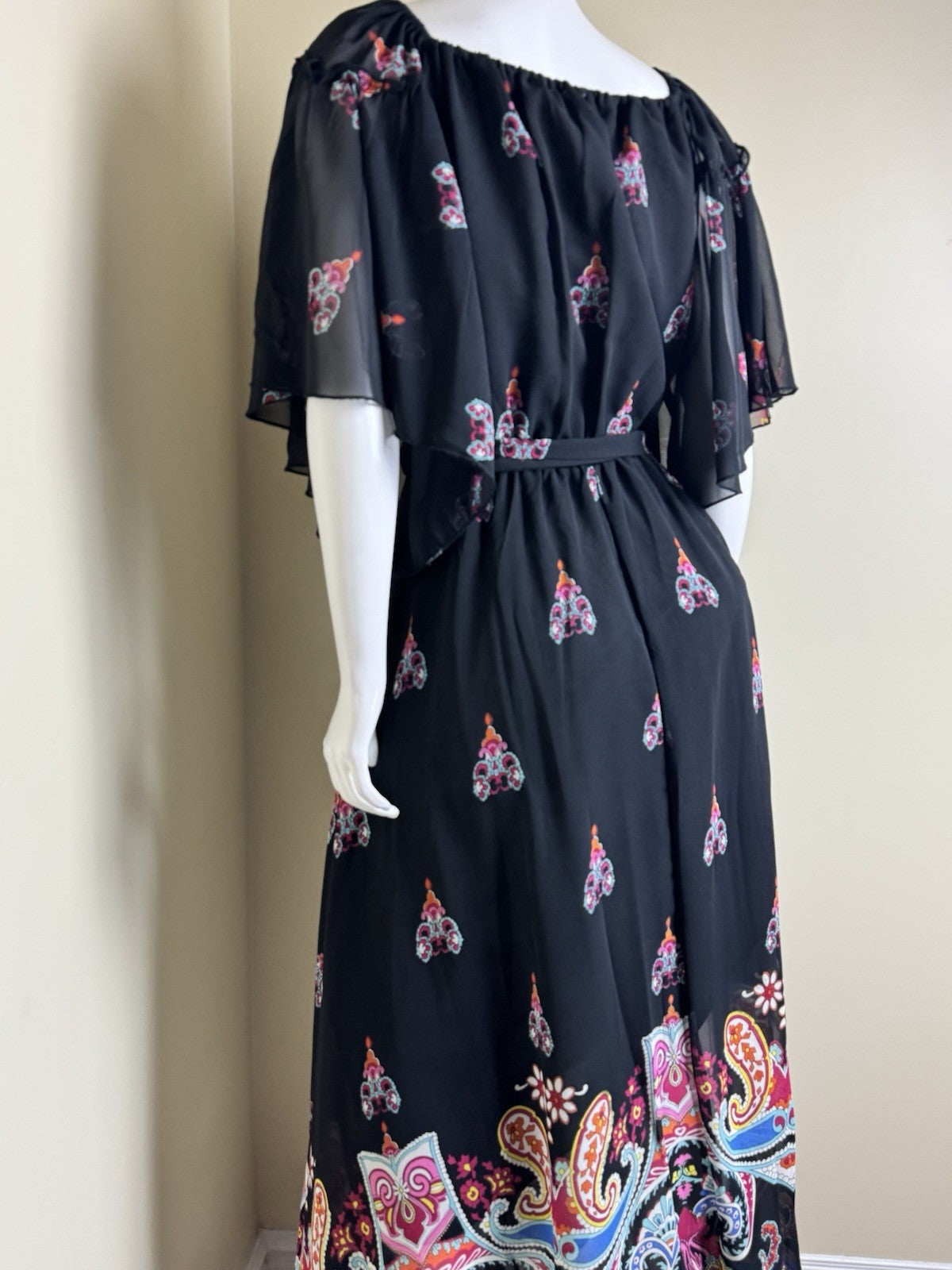 Lalla Nissa Floral Long Dress Size M. (B.149)
