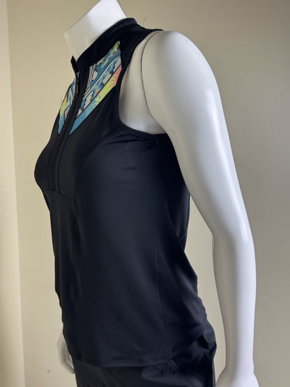 Lucky In Love Women’s Top Sleeveless Tennis Golf Shirt Sz S.     (B.33)